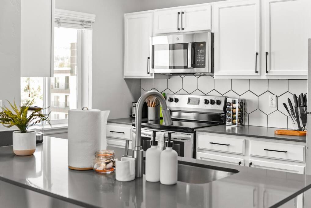 Charming Downtown Getaway Apartment Salt Lake City Bagian luar foto